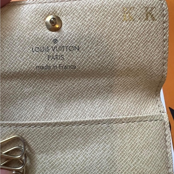 Key Holder - Picture 9 of 14